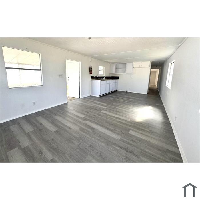 Sterlingwood second listing photo 1
